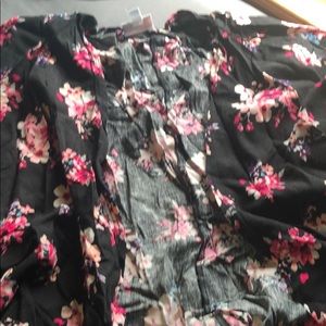 LuLaRoe Lindsey cover up